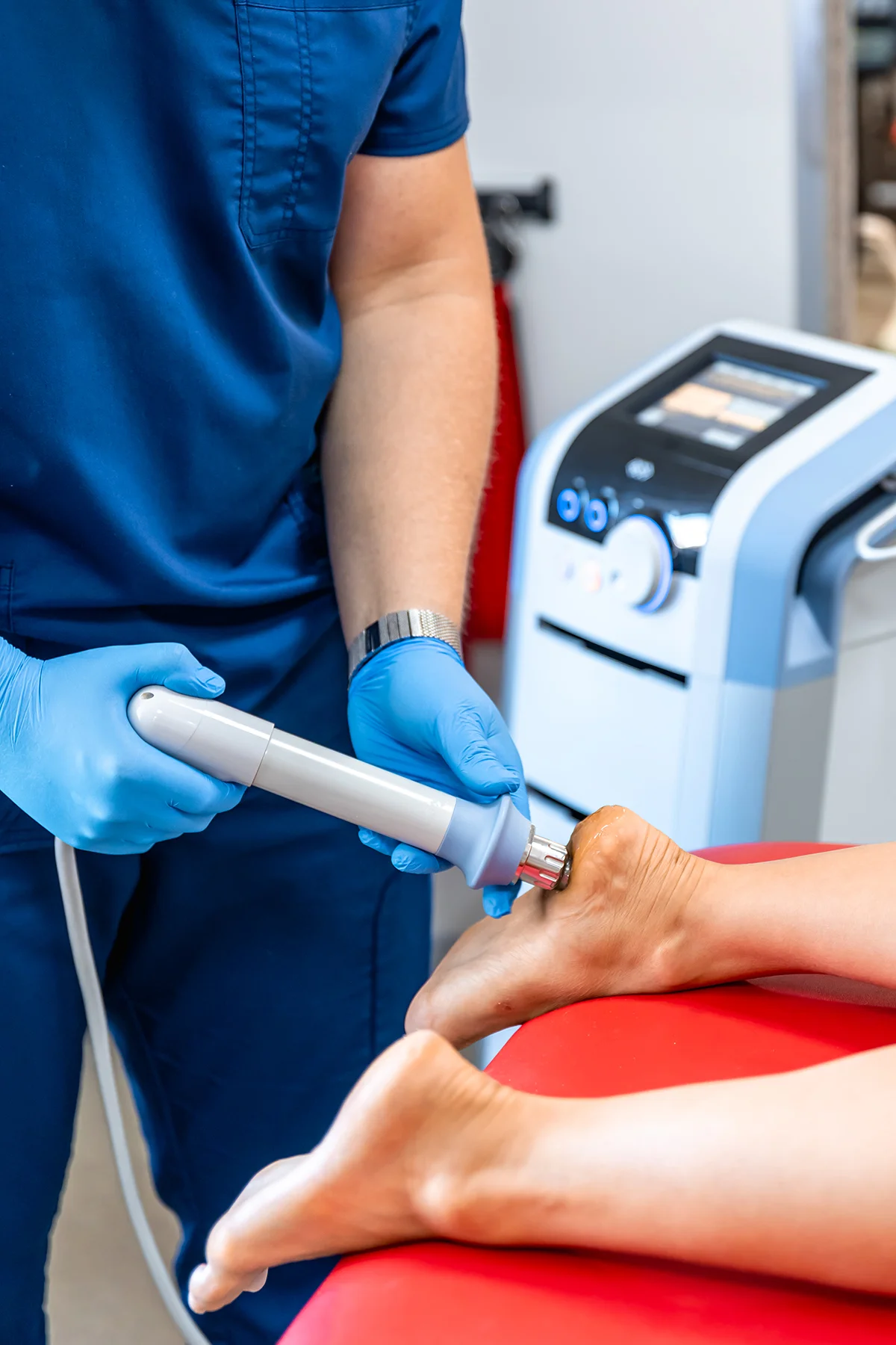 therapist treating woman s foot with ultrasound th 2026 03 23 22 43 27 utc